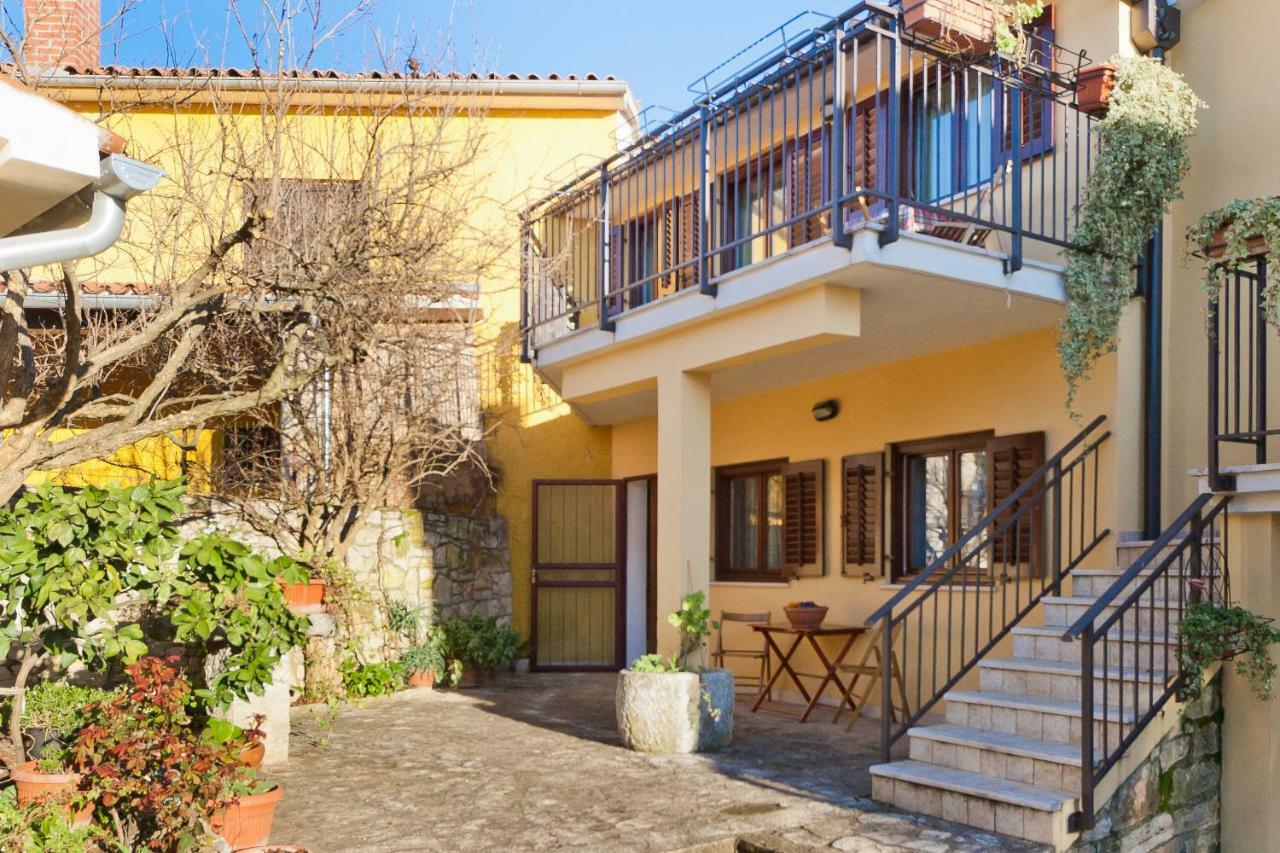 Apartments Redenta Tar-Vabriga Extérieur photo