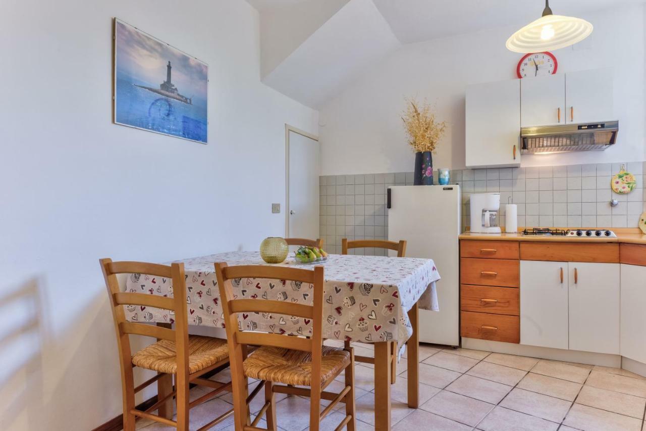 Apartments Redenta Tar-Vabriga Extérieur photo